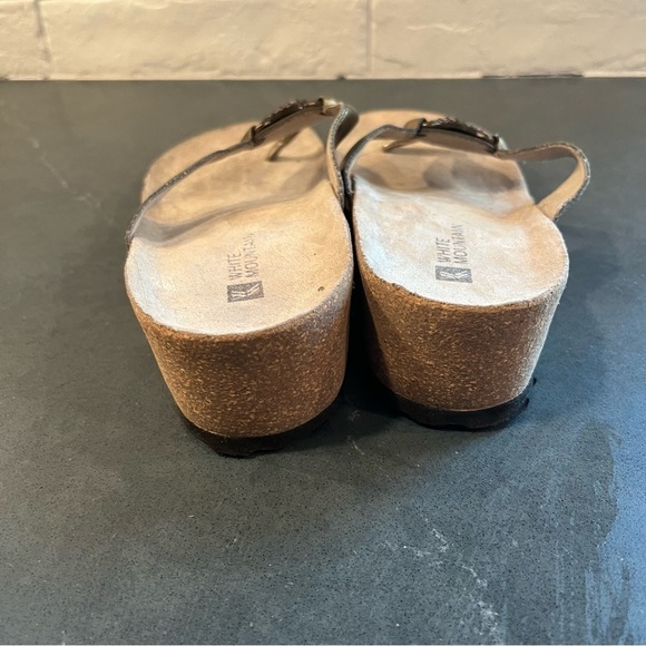 White Mountain sz 7 Abby embellished thong sandals wedge - Picture 9 of 16